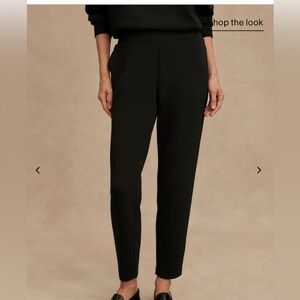 Varley Slim Pant 25” in Black in size Small